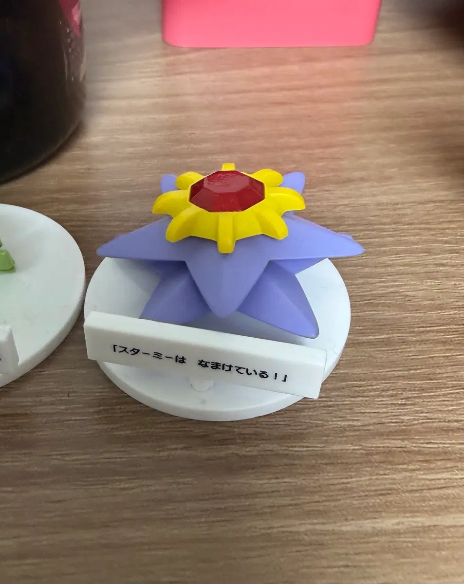 포켓몬스터 말을 듣지 않는다! 아쿠스타 가차 (포켓몬 팝업 스토어 성수)