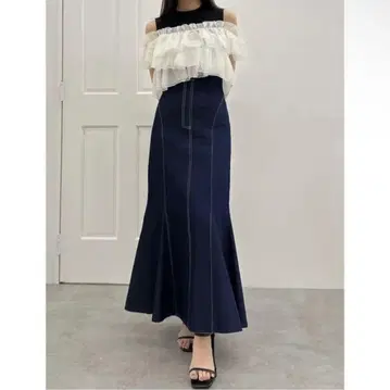 Dazzlin 스티치 라인 머메이드 스커트