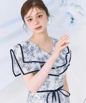 허리 리본 포함 플라워 & 도트 모듬 프린트 빅 칼라 플리츠 원피스