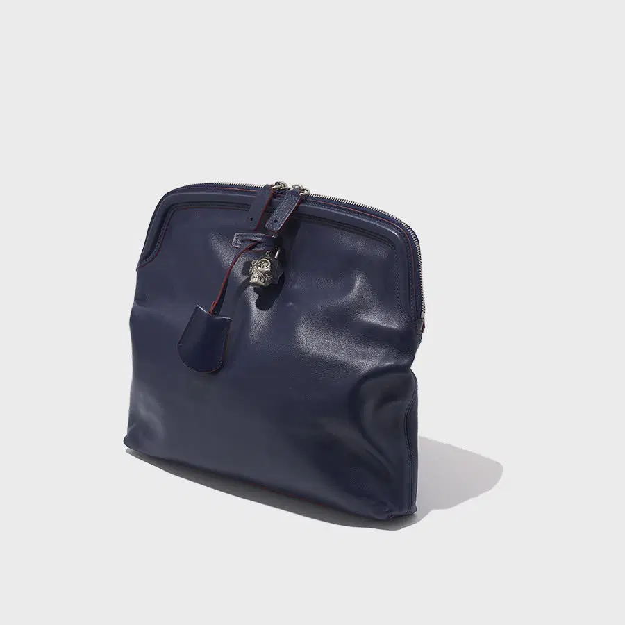 ALEXANDER MCQUEEN clutch bag