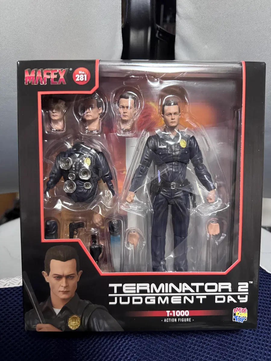 MAFEX 281 터미네이터2 심판의 날 T-1000