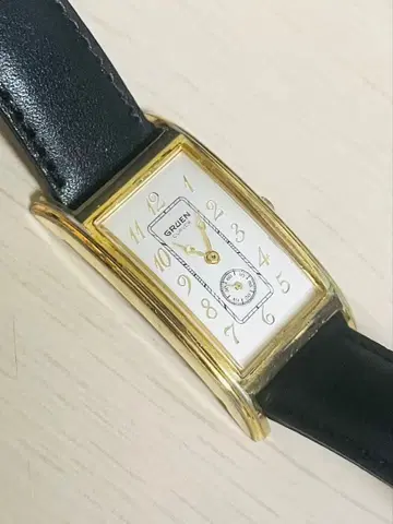 GRUEN CURVEX 손목시계 골드 컬러 스몰 세컨드 빈티지