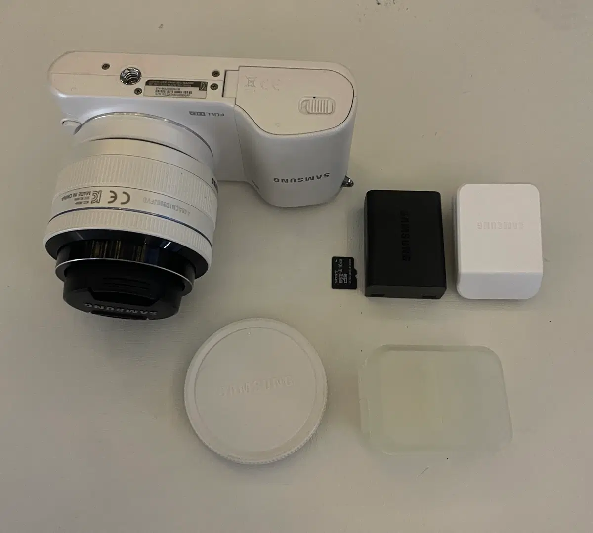 *최저가!*삼성 NX2000 화이트 미러리스 카메라