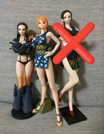[ 익명 배송 ] 원피스 글리터 앤 글래머러스 나미 로빈 피규어