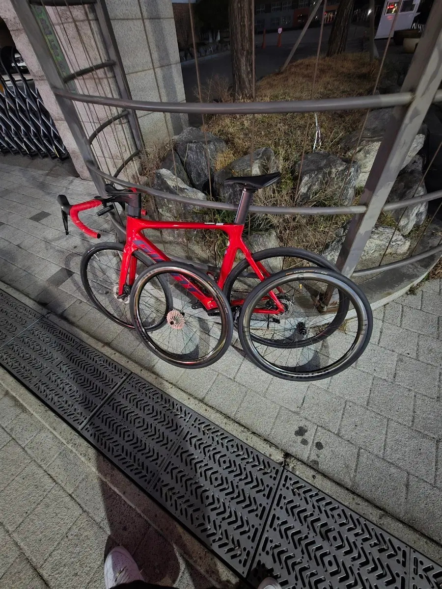 레이놀즈 ar41 카본휠셋 판/교
