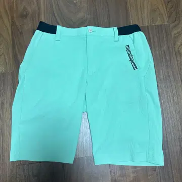 먼싱웨어 ENVOY 하프 팬츠