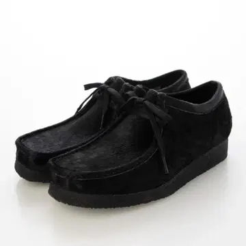 Clarks Wallabee Black Hair On