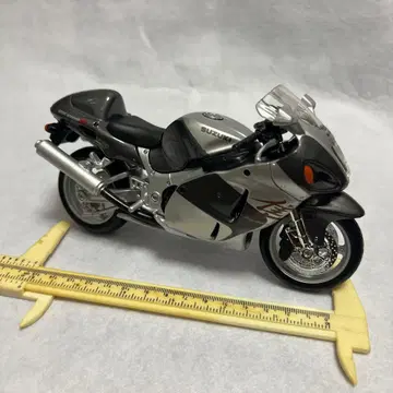 Maisto 1/12 Suzuki GSX1300R Hayabusa