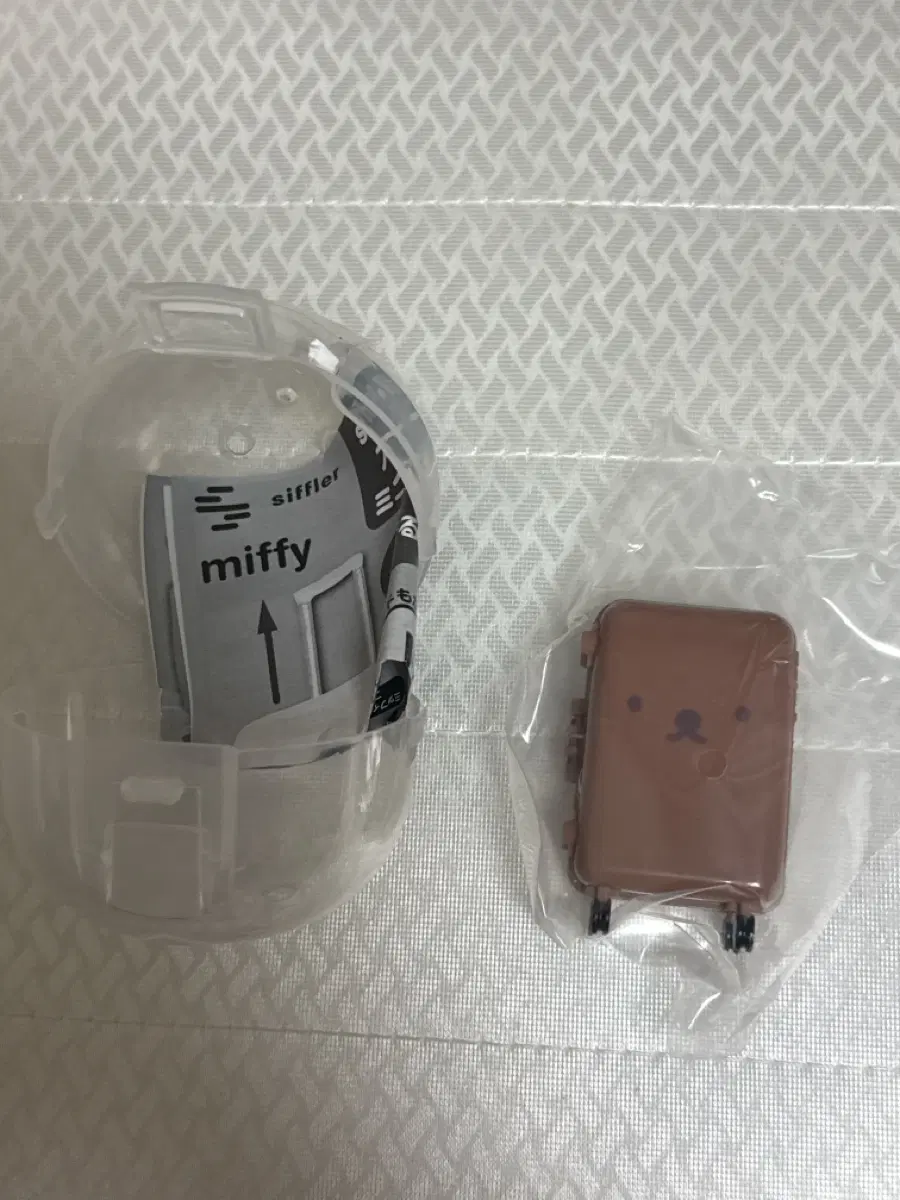 추석 할인이벤트)미피 보리스 미니 캐리어 가챠 미개봉 새상품