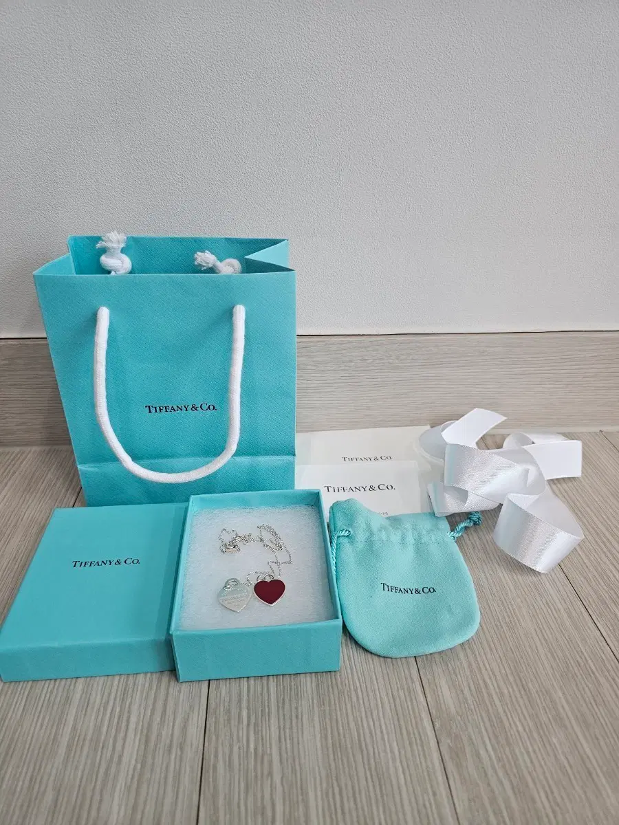 정품 티파니앤코 리턴투 더블하트 목걸이 스몰 레드 16.18inch