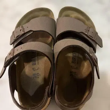 [ 가격 인하 ] BIRKENSTOCK 밀라노 브라운 샌들 35