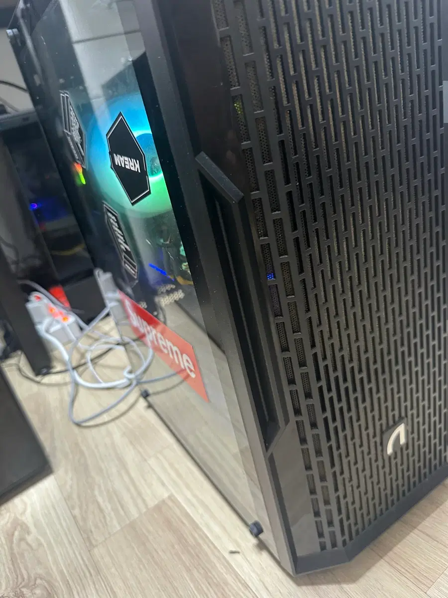 인텔 i5-9600KF RTX 2060SUPER 게이밍 PC
