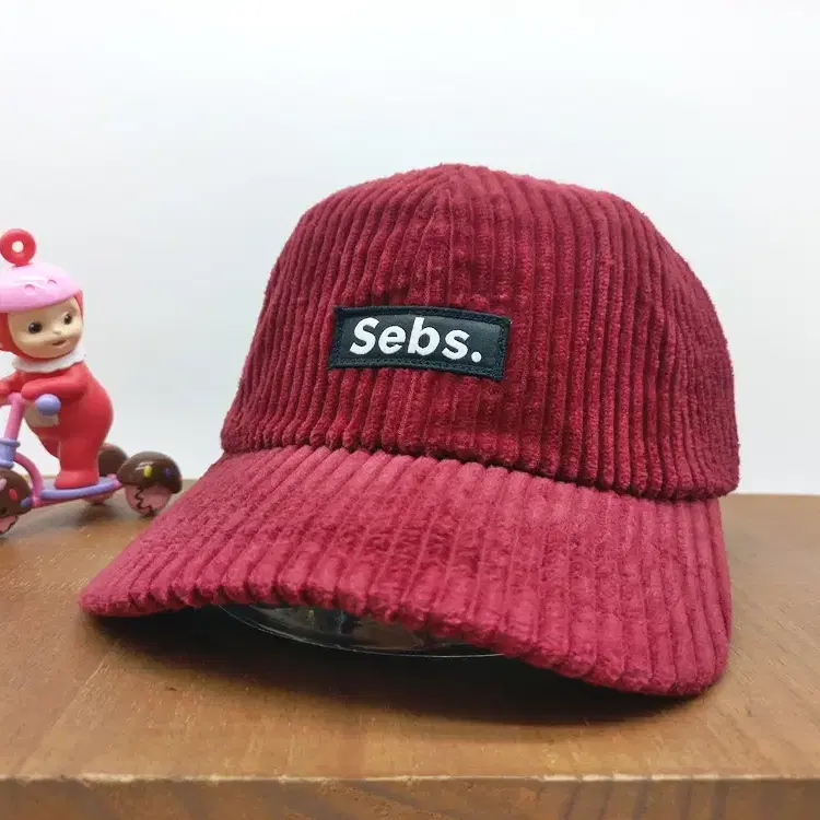 셉스 Sebs 오리지널 로고 패치 코듀로이 골덴 볼캡 버건디