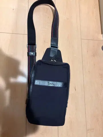 Paul Smith 블랙 나일론 숄더백