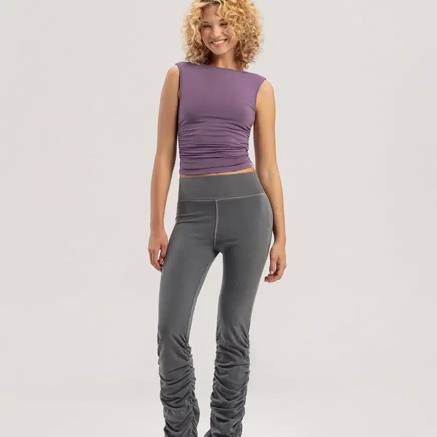 부디무드라 셔링 레깅스 Arrugas pants