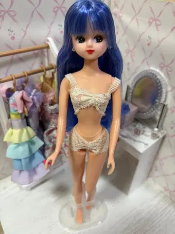 리카짱 해시태그 옷 갈아입히기 인형