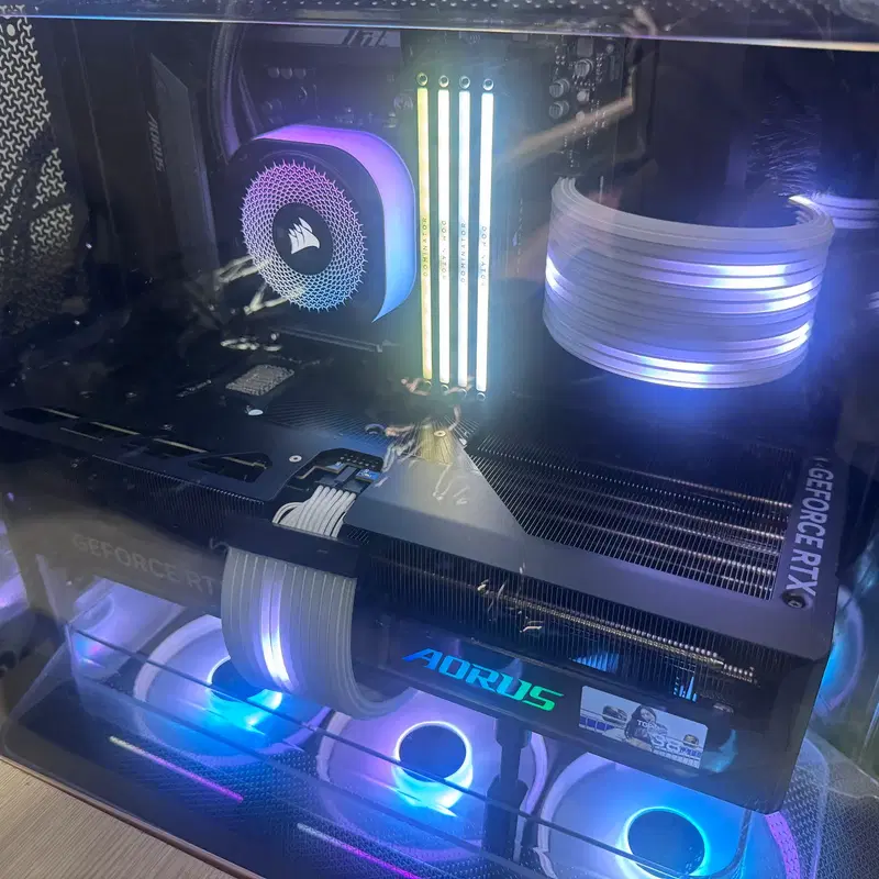 게이밍 PC 반본체 9800X3D B850 5070TI 850W