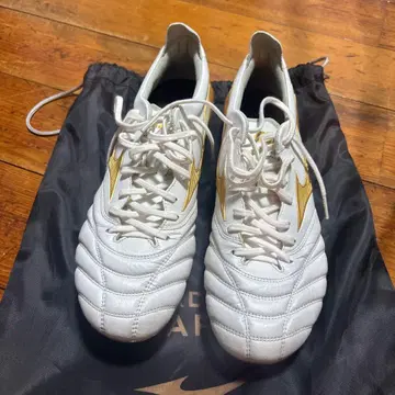 MIZUNO 축구 스파이크 화이트 골드