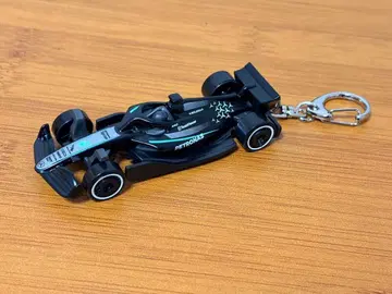 핫 휠스 메르세데스 F1 키링