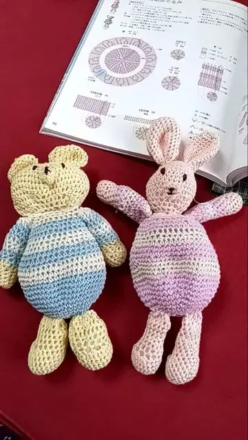 핸드메이드 뜨개 인형 곰과 토끼 2체 세트