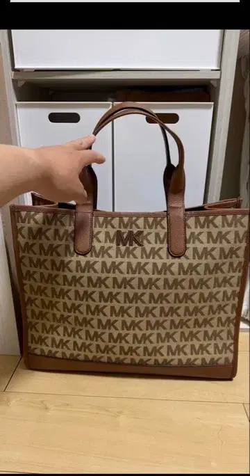 MICHAEL KORS MK 로고 토트백