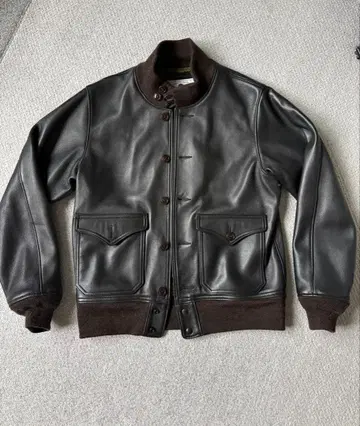 Y'2 LEATHER A-1 SHEEP SKIN BLACK 40