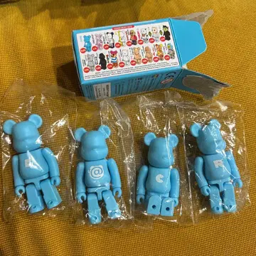 BE@RBRICK 베어브릭 시리즈51 베이직 4체 세트