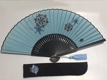 우타프리 설월화 부채 카뮤