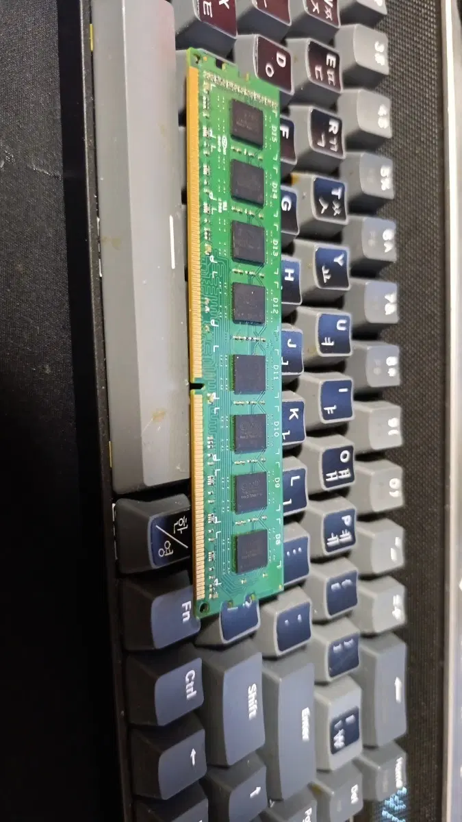 DDR3 8GB 메모리