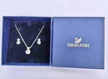 SWAROVSKI 스와로브스키 목걸이 귀걸이 세트