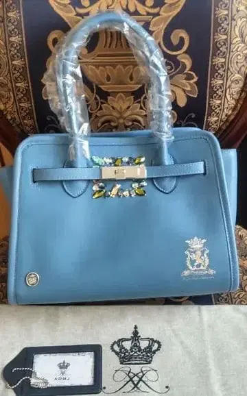 로스앤젤레스/크리스탈 잉그 앞 금장 장식 토트 28cm