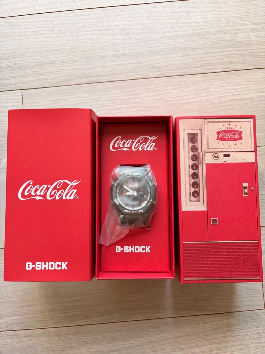 G-SHOCK 코카콜라 시계 쥐샥 Coca-Cola