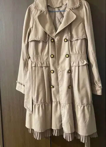 가격 인하! axes femme 레이스 장식 코트 라이너 탈부착 가능