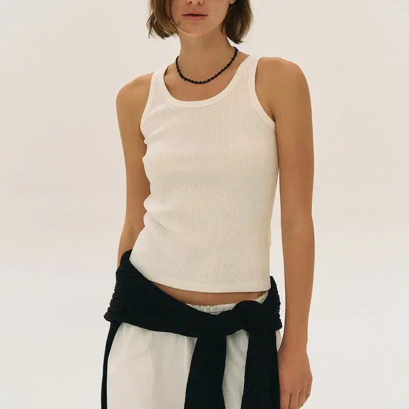 새상품) 샵엠 San Sleeveless 골지 나시