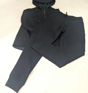 UNIQLO +J 드라이 맨투맨 셋업 블랙 S