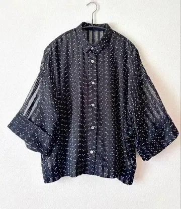 새상품급 UNITED ARROWS 오간자 도트 블라우스