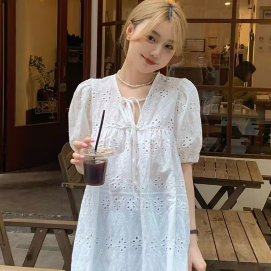 SIRU 퓨어 아일렛 펀칭 코튼 롱 블라우스