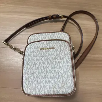 MICHAEL KORS 모노그램 숄더백