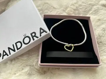 PANDORA 하트 참 포함 팔찌