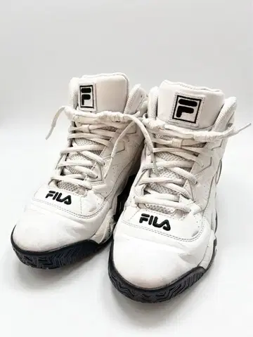 FILA 하이컷 스니커즈 화이트 블랙