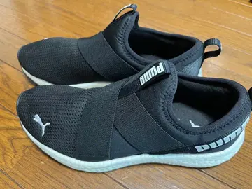 PUMA 여성용 스니커즈 블랙 24cm
