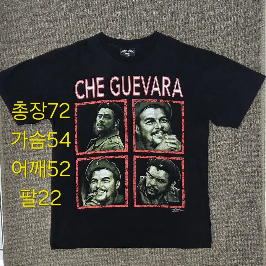 L 빈티지 체게바라 4컷 프린팅 반팔 티셔츠 블랙