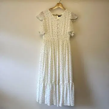 evelyn 플리츠 슬리브 롱 OP 화이트 원피스 에블린