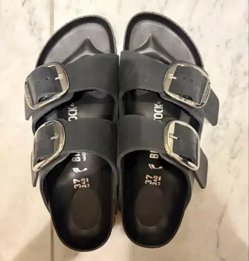BIRKENSTOCK UNITEDARROWS ARIZONA 별주 37