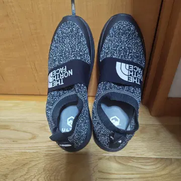 THE NORTH FACE 슬립온 NF51803 27cm