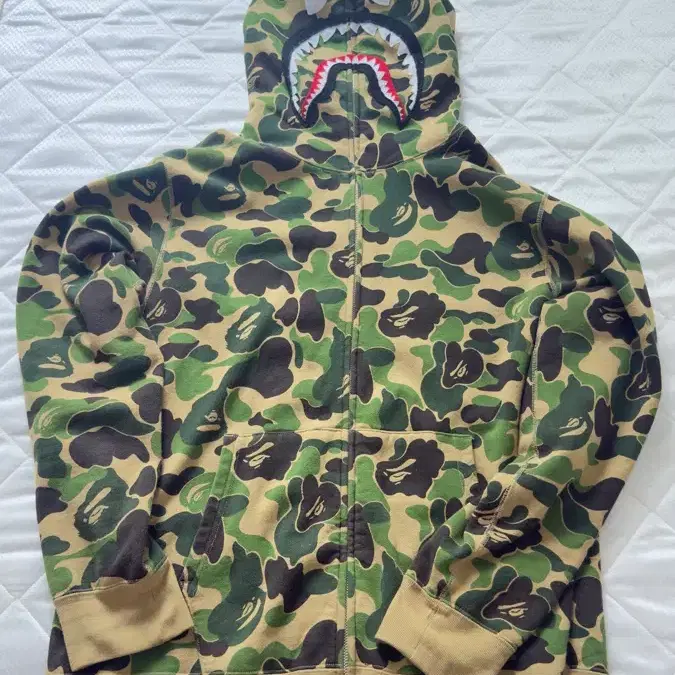 A BATHING APE 카모 샤크 후드집업 2XL
