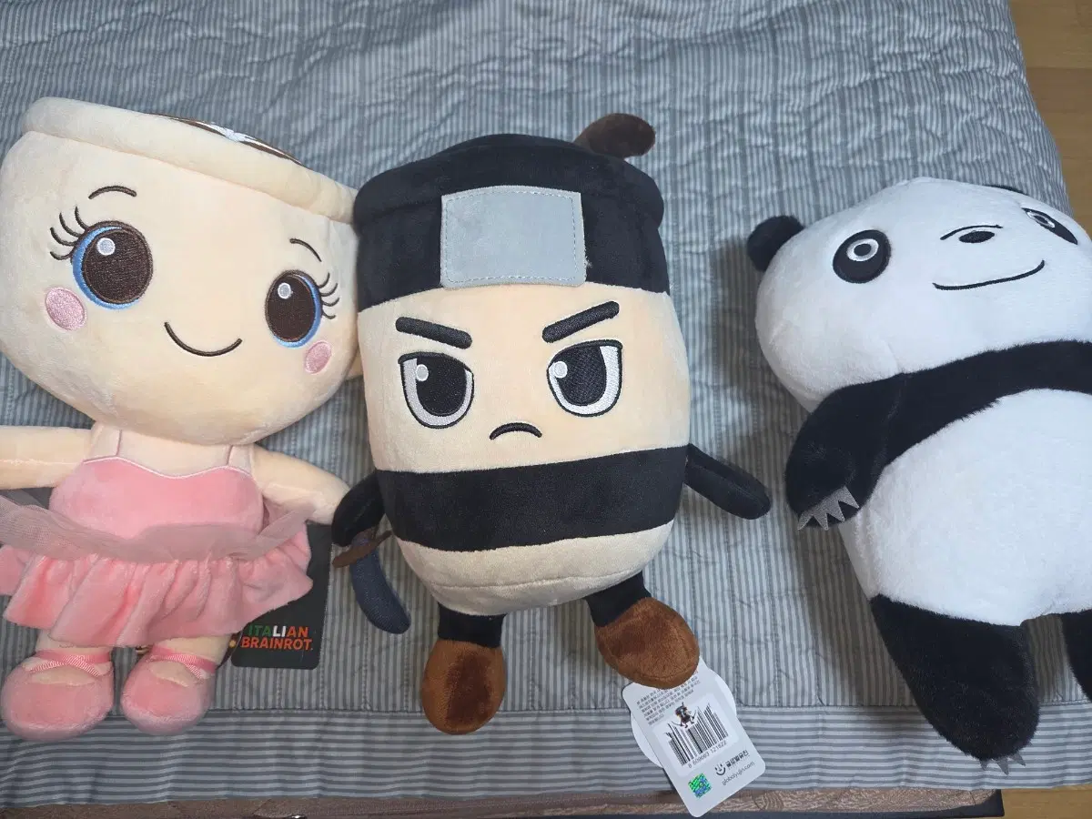 인형뽑기에서 뽑은 인형입니다
