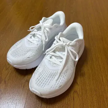 언더아머 HOVR 벨로시티 페이스 화이트