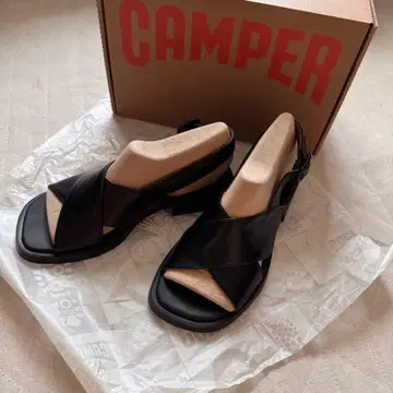 가격 인하했습니다! 캠퍼 다나 샌들 22.5cm 새상품급