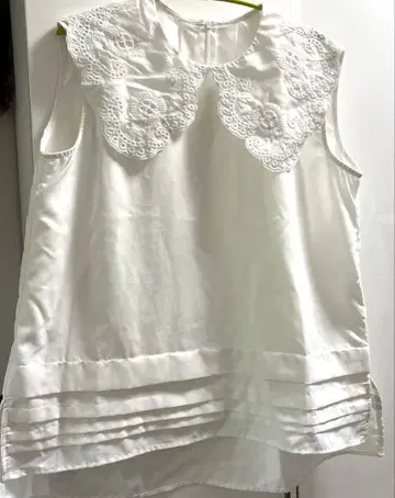 빅 레이스 칼라 블라우스 새상품급